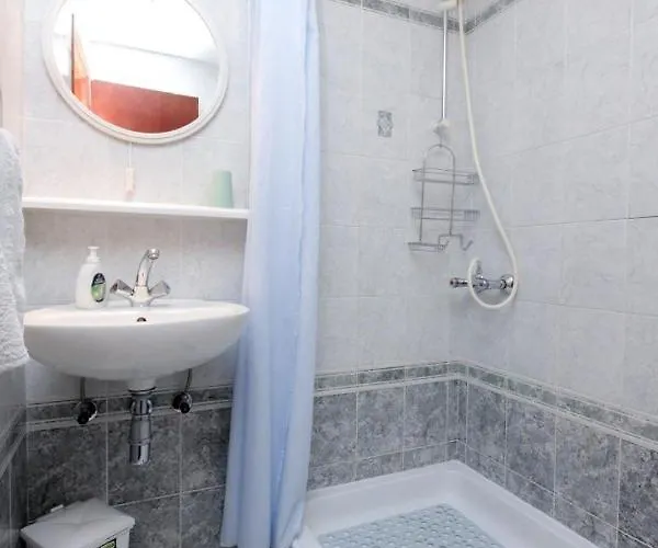 With Parking Space - 2476 Vis