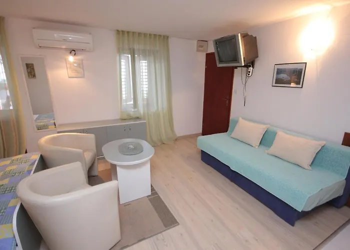 With Parking Space - 2476 Apartment Vis