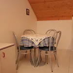 公寓 With Parking Space - 2476 *