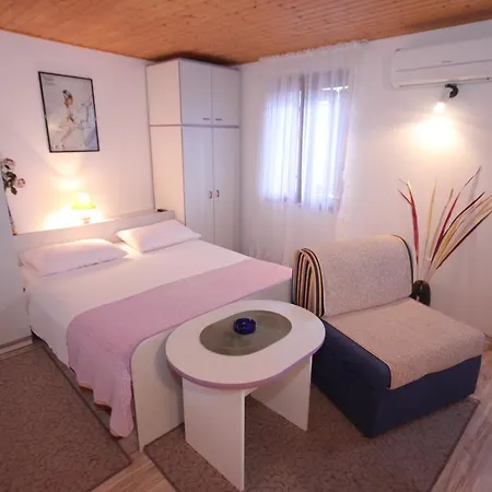 With Parking Space - 2476 Apartamento